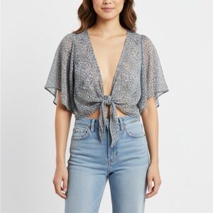 LAZY SUNDAYS sheer floral print  front tie top size M